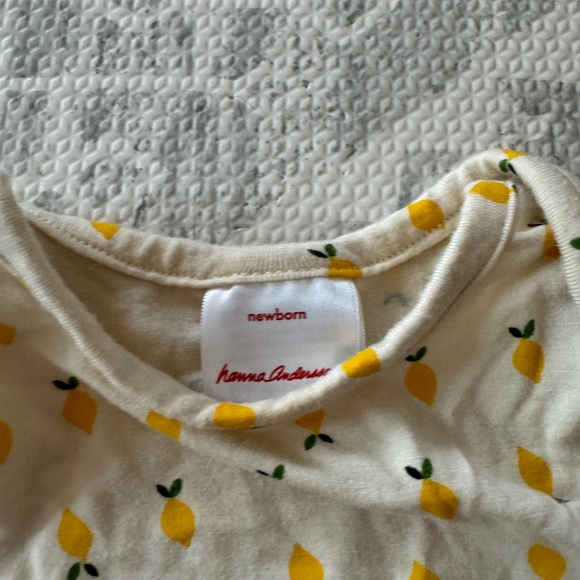Hanna Andersson newborn sleeping gown with lemons - Picture 2 of 2